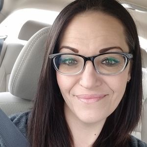 Meet your Posher, Lynette